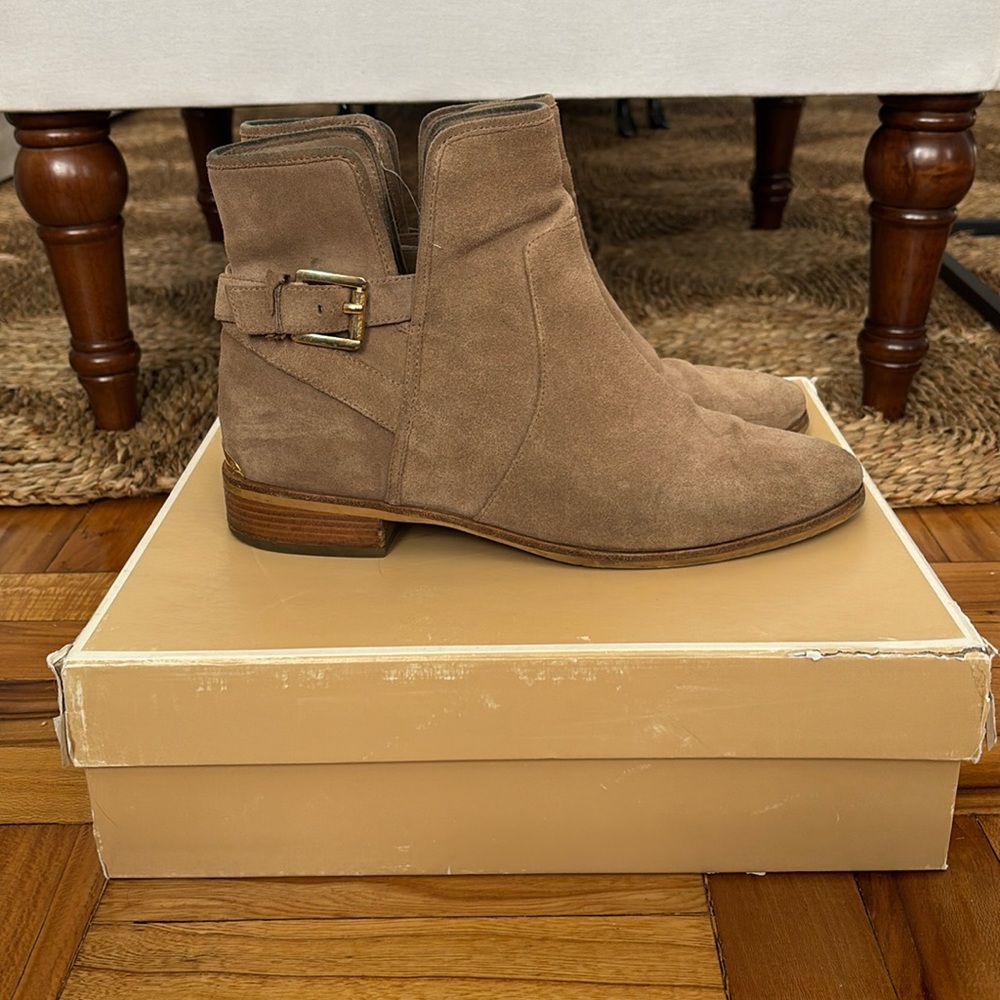 Michael Michael Kors Salem Bootie Suede | Khaki | Size 10